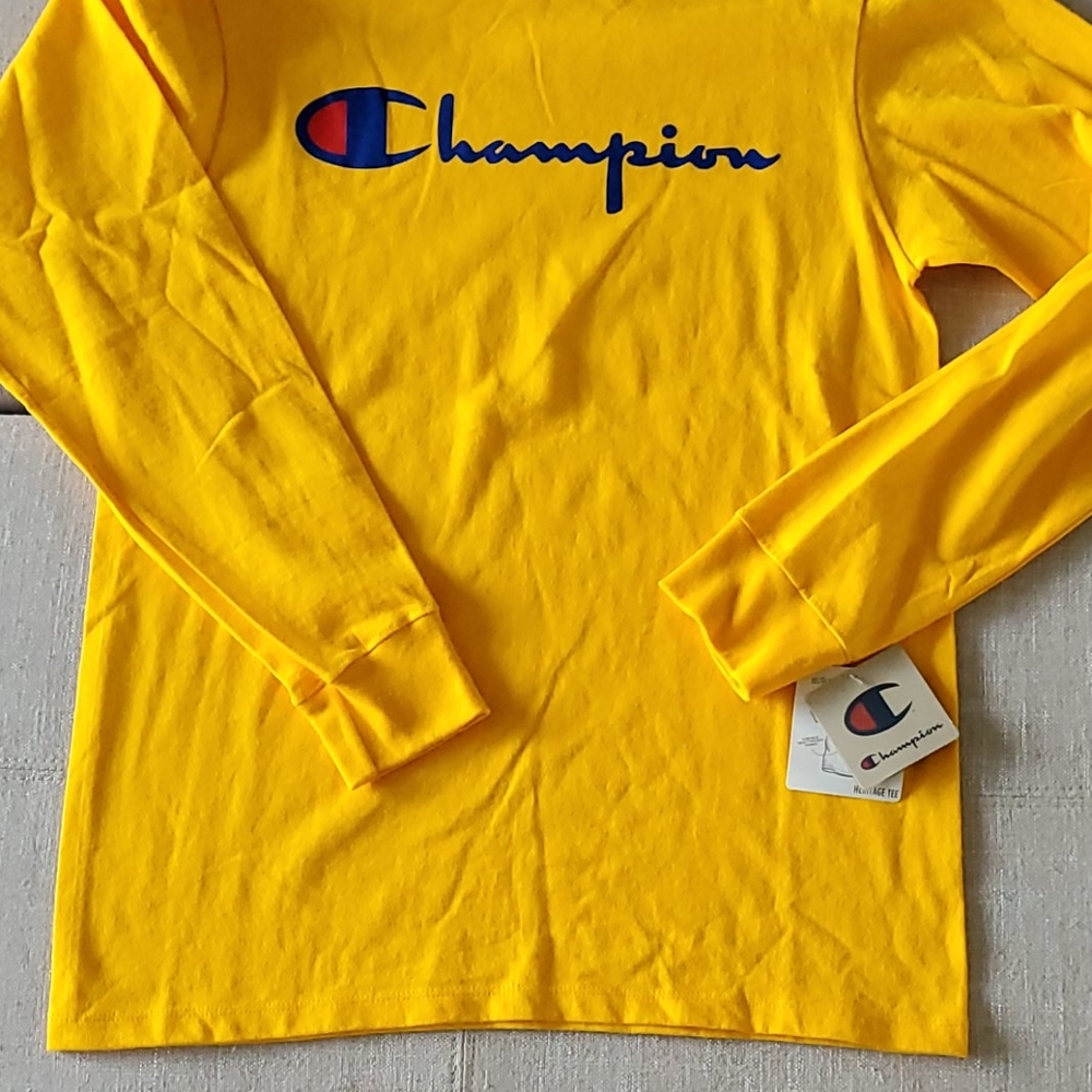 Mens Medium Champion Heritage T shirt